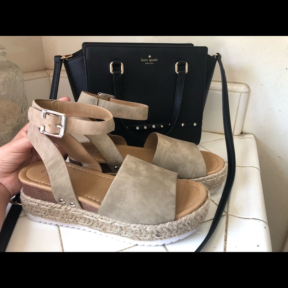 Forever Shoes - 💥LAST SIZES(6,10) Espadrille wedge sandal💖